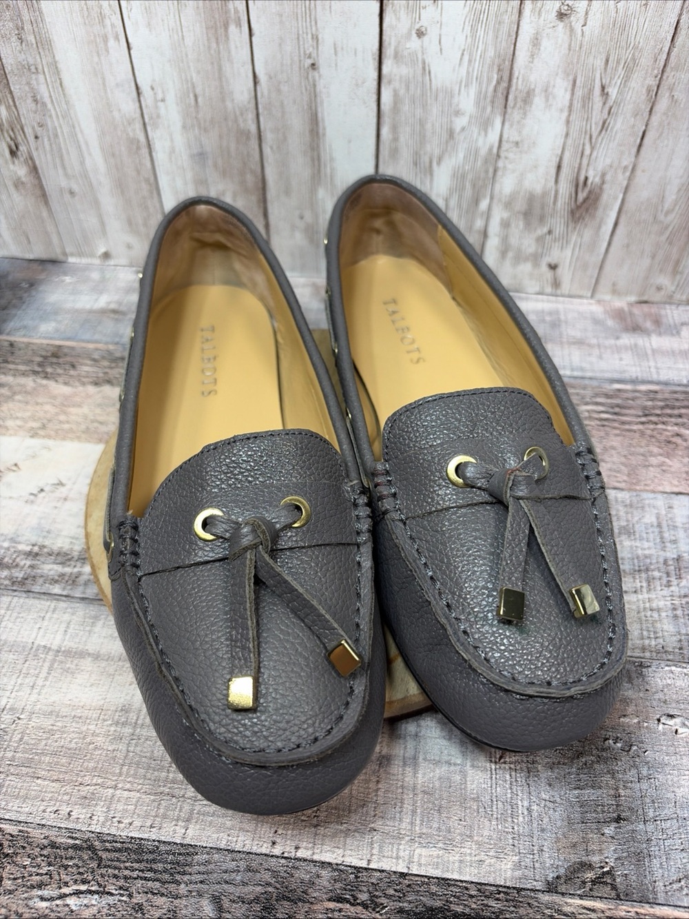 Talbots Women’s Gray Leather Driver Moccasins Size 7.5 M